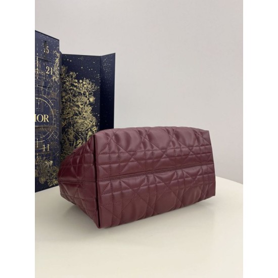 Special Grade Replica Dior Medium Dior Toujours Macrocannage Bag in Burgundy Clone Sale
