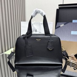 Special Grade Replica Prada 1BB148 large handbag in black Clone Sale