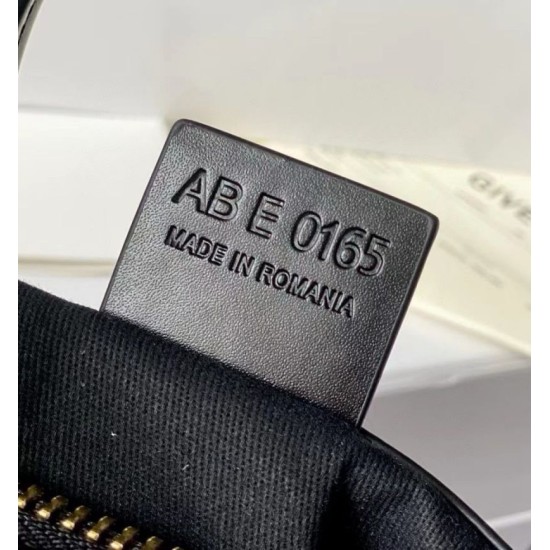 Special Grade Replica Givenchy Antigona Mini tote bag in black leather Clone Sale