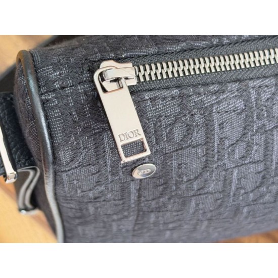 Special Grade Replica Men's Dior Medium Slider Zipped Hobo Bag in Black Dior Oblique Jacquard Clone Sale