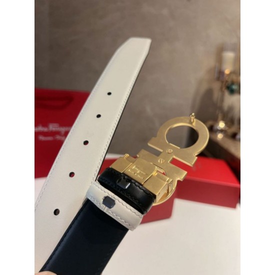 Special Grade Replica Salvatore Ferragamo Men's 3.5cm Reversible Belt with Gold Metal Clip (Black/White) Clone Sale