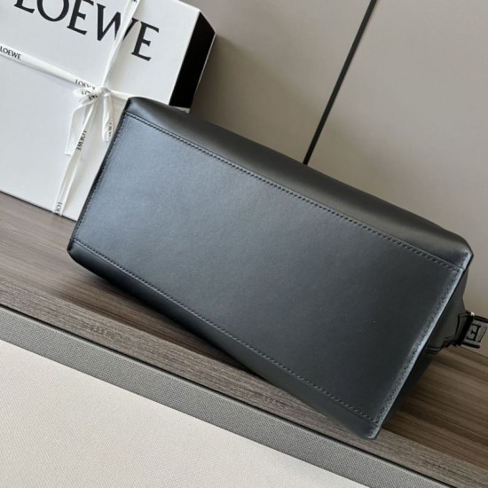 Special Grade Replica Loewe Small Cubi Shoulder Bag in Black Clone Sale