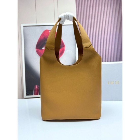 Best Replica Dior Privé Icons Men Tote Bag Brown Calfskin Fake At Cheap Price Special Grade Replica Dior Privé Icons Men Tote Bag Brown Calfskin Clone Sale