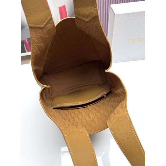 Best Replica Dior Privé Icons Men Tote Bag Brown Calfskin Fake At Cheap Price Special Grade Replica Dior Privé Icons Men Tote Bag Brown Calfskin Clone Sale