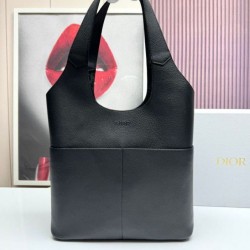 Best Replica Dior Privé Icons Men Tote Bag Black Calfskin Fake At Cheap Price Special Grade Replica Dior Privé Icons Men Tote Bag Black Calfskin Clone Sale
