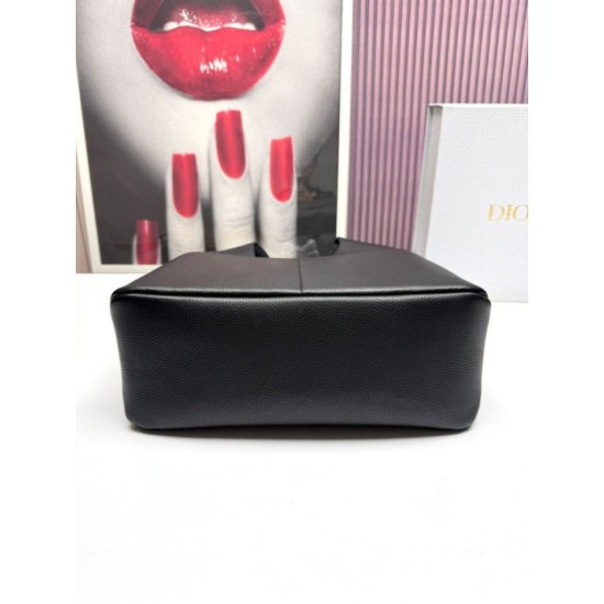 Best Replica Dior Privé Icons Men Tote Bag Black Calfskin Fake At Cheap Price Special Grade Replica Dior Privé Icons Men Tote Bag Black Calfskin Clone Sale