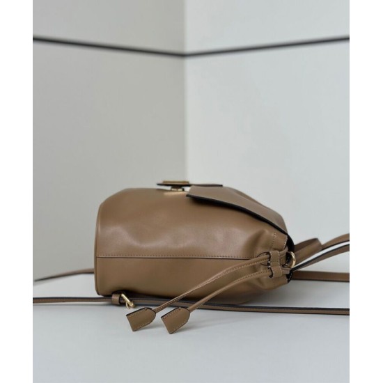 Special Grade Replica Fendi Cappuccino Vintage Women Drawstring Backpack Apricot Clone Sale