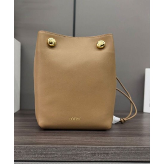 Best Replica Loewe Pebble Pouch Bags Apricot Fake At Cheap Price Special Grade Replica Loewe Pebble Pouch Bags Apricot Clone Sale