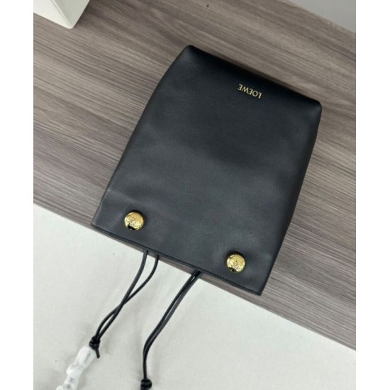 Special Grade Replica Loewe Pebble Pouch Bags Black Clone Sale