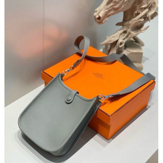 Special Grade Replica Hermes Evelyne III TPM gray clemence bag Clemence Clone Sale