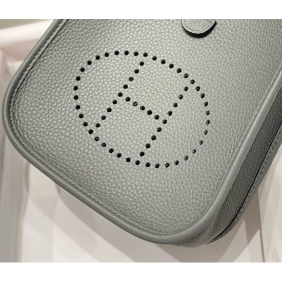 Special Grade Replica Hermes Evelyne III TPM gray clemence bag Clemence Clone Sale