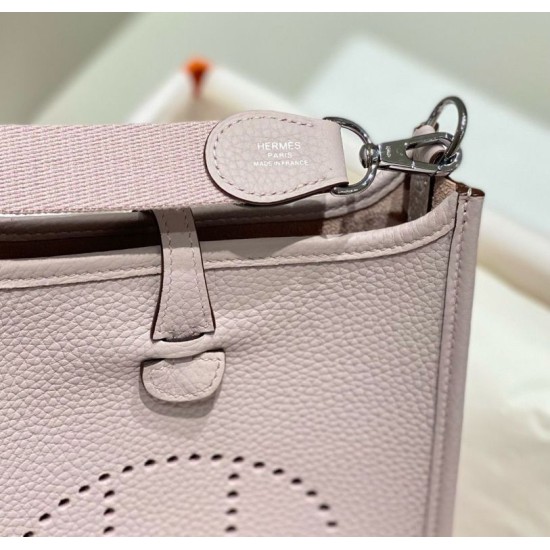 Special Grade Replica Hermes Evelyne III TPM pale mauve clemence bag Clone Sale