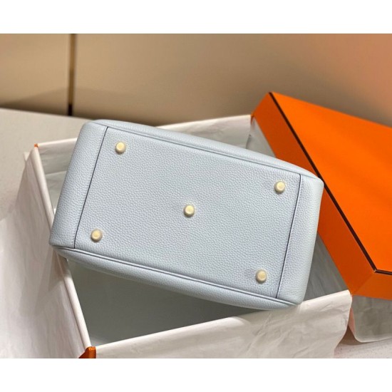 Best Replica Hermes Lindy 26 cm bag in blue with gold hardware Fake At Cheap Price Special Grade Replica Hermes Lindy 26 cm bag in blue with gold hardware Clone Sale