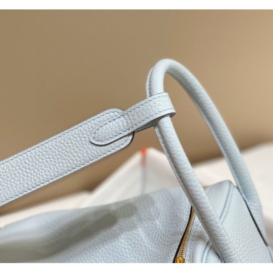 Best Replica Hermes Lindy 26 cm bag in blue with gold hardware Fake At Cheap Price Special Grade Replica Hermes Lindy 26 cm bag in blue with gold hardware Clone Sale