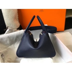 Special Grade Replica Hermes Lindy 26 cm bag in navy blue with gold hardware Clone Sale