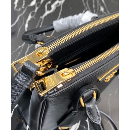 Replica Prada Mini/Medium Galleria Saffiano Bag 1BA906 Black