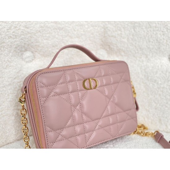 Replica Christian Dior Caro Box Bag with Chain Pink Replica Christian Dior Caro Box Bag with Chain Pink