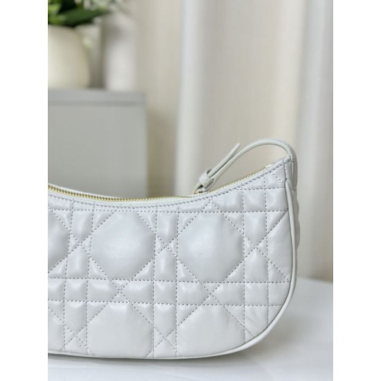 Replica Christian Dior CD Lounge Bag Supple Macrocannage White