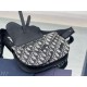 Replica Christian Dior Saddle Men Pouch Dior Oblique Jacquard Beige /Black Replica Christian Dior Saddle Men Pouch Dior Oblique Jacquard Beige /Black