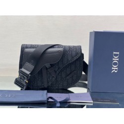 Fake Christian Dior Saddle Men Pouch Dior Oblique Jacquard Black Replica Fake Christian Dior Saddle Men Pouch Dior Oblique Jacquard Black Replica
