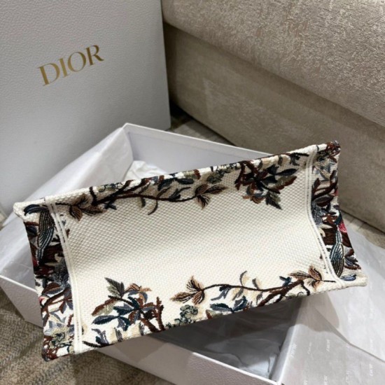 Replica Dior Small Book Tote Bag Jardin d'Hiver Embroidery White