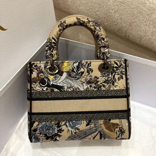 Replica Dior Medium Lady D-Lite Bag In Beige Jardin d'Hiver Embroidery Fake Dior Medium Lady D-Lite Bag In Beige Jardin d'Hiver Embroidery Replica