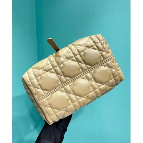 Replica Christian Dior Small /Medium Dior Toujours Bag Light Coffee