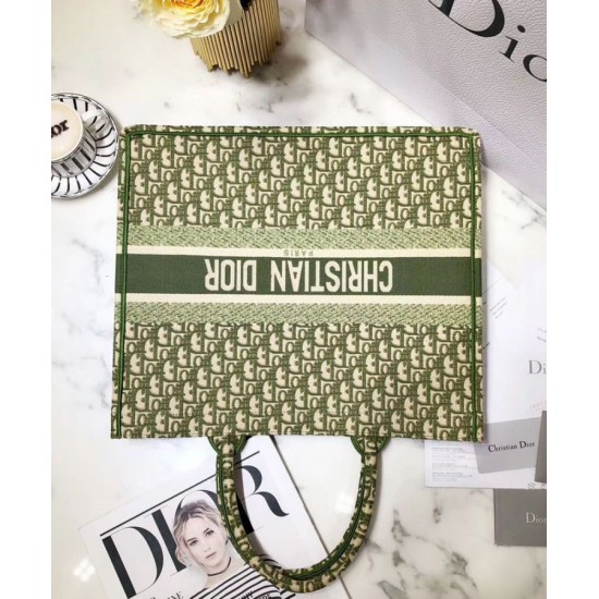 Fake Christian Dior Book Tote bag M1286 Green Replica