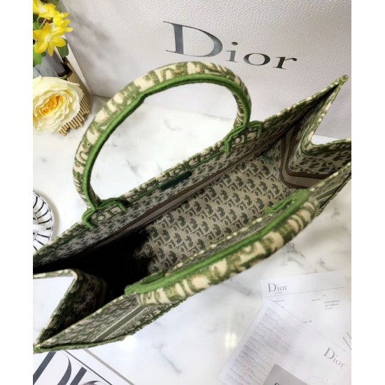 Fake Christian Dior Book Tote bag M1286 Green Replica