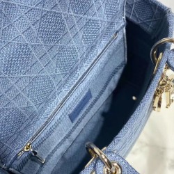 Replica Christian Dior Medium Lady D-Lite Bag Replica Christian Dior Medium Lady D-Lite Bag
