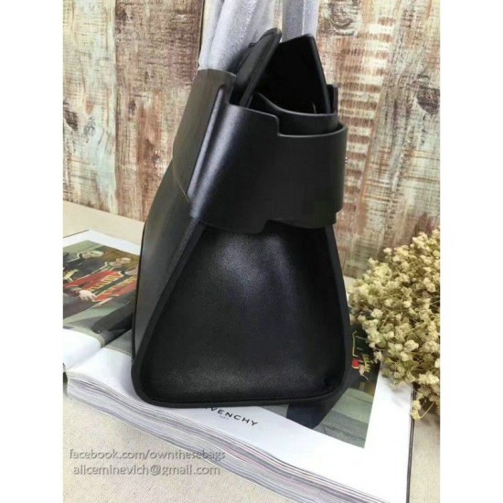 Replica Givenchy Horizon Bag in Black Smooth Calfskin G040102 Replica Givenchy Horizon Bag in Black Smooth Calfskin G040102