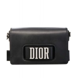 Replica Dior Diorevolution Flap Bag With Slot Handclasp M8000 Black