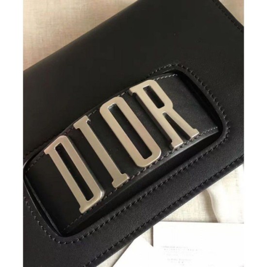 Replica Dior Diorevolution Flap Bag With Slot Handclasp M8000 Black