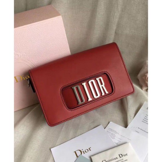 Fake Dior Diorevolution Flap Bag With Slot Handclasp M8000 Red Replica Replica Dior Diorevolution Flap Bag With Slot Handclasp M8000 Red