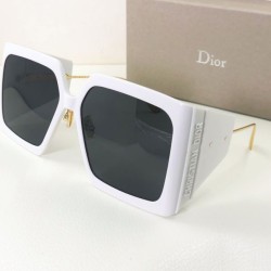 Replica Dior Diorsolar S1u Ivory Square Sunglasses White
