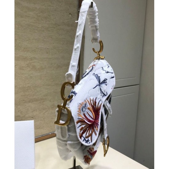 Fake Christian Dior Multicolor Saddle Camouflage Embroidered Canvas Bag With Multicolored Flowers White Replica Replica Christian Dior Multicolor Saddle Camouflage Embroidered Canvas Bag With Multicolored Flowers White