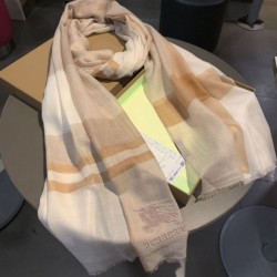Fake Burberry Check Cashmere Silk Shawl 80 x 200 Brown Replica Replica Burberry Check Cashmere Silk Shawl 80 x 200 Brown