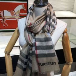 Replica Burberry Classic Check Cashmere Shawl Brown