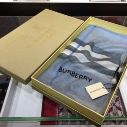 Replica Burberry Classic Check Cashmere Shawl Blue Replica Burberry Classic Check Cashmere Shawl Blue