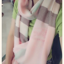 Fake Burberry Classic Check Cashmere Shawl 70 x 200 Pink Replica Replica Burberry Classic Check Cashmere Shawl 70 x 200 Pink