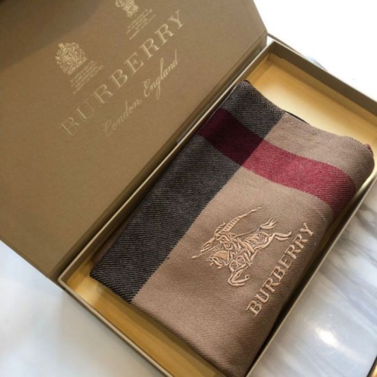 Fake Burberry Classic Check Cashmere Shawl 70 x 200 Brown Replica