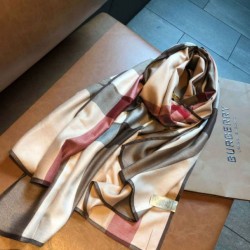Fake Burberry classic thin section encryption texture velvet scarf Brown Replica Replica Burberry classic thin section encryption texture velvet scarf Brown