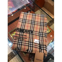Replica Burberry Vintage Check Horseferry Cashmere Shawl 100 x 200
