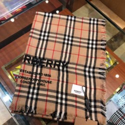 Replica Burberry Vintage Check Horseferry Cashmere Shawl 100 x 200