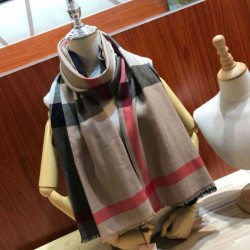 Replica Burberry Classic Check Cashmere Shawl 70 x 200 Brown Replica Burberry Classic Check Cashmere Shawl 70 x 200 Brown