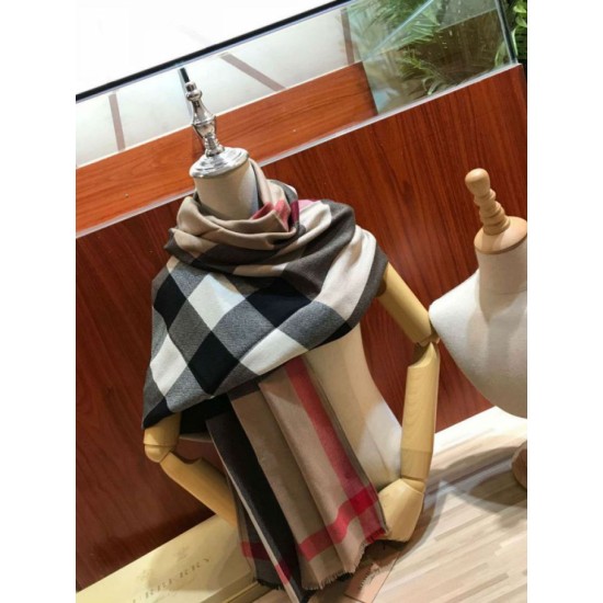 Replica Burberry Classic Check Cashmere Shawl 70 x 200 Brown