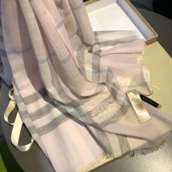 Replica Burberry Classic Horse Cashmere Shawl Pink