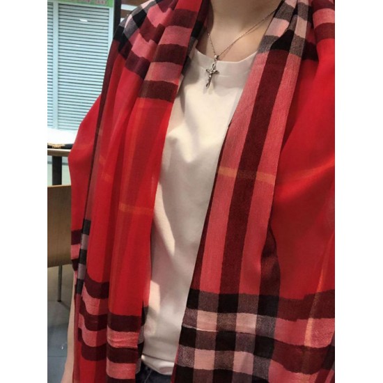 Replica Burberry Classic Horse Cashmere Shawl Red