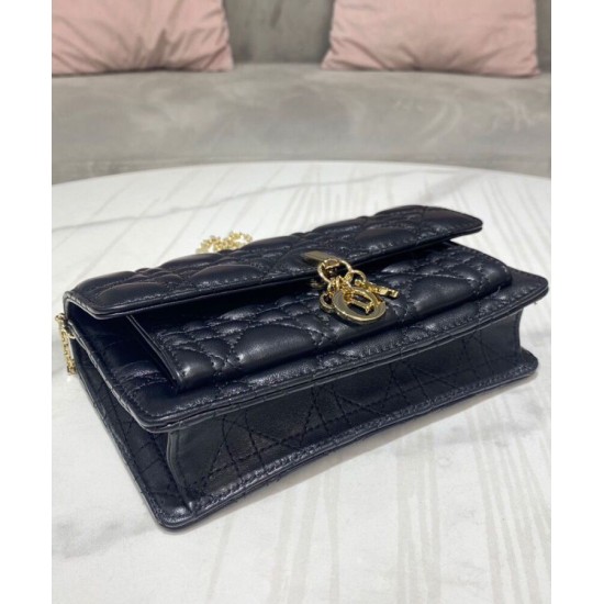 Fake Christian Dior Lady Dior Chain Pouch Black Replica