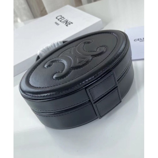 Fake Celine Oval Minaudiere Cuir Triomphe In Smooth Calfskin Black Replica